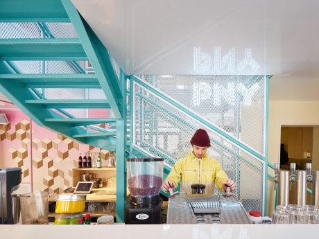 Pink+and+blue+pipes+with+white+fencing+at+PNY's+new+Restaurant+designed+by+CUT+Architectures+|+KNSTRCT-2